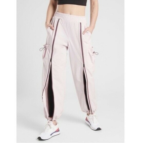 Athleta Stay Fly Cargo Pants Pink size Small - Picture 3 of 14
